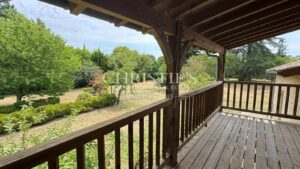 Elegant Family Manor House between Bordeaux and Saint-Émilion