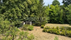 Elegant Family Manor House between Bordeaux and Saint-Émilion