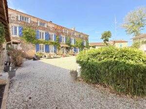 Magnifique Manoir du 18ème Siècle avec Vue Panoramique