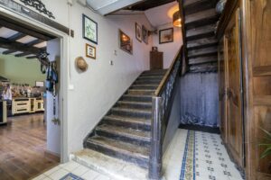 Magnifique Manoir du 18ème Siècle avec Vue Panoramique