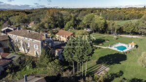 Magnifique Manoir du 18ème Siècle avec Vue Panoramique