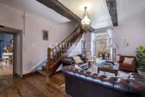 Magnifique Manoir du 18ème Siècle avec Vue Panoramique