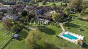 Magnifique Manoir du 18ème Siècle avec Vue Panoramique
