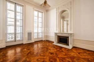 Appartement T2 de 52 m² – Emplacement d’exception entre les Quinconces et le Jardin Public