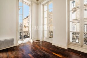 Appartement T2 de 52 m² – Emplacement d’exception entre les Quinconces et le Jardin Public