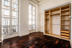 Appartement T2 de 52 m² – Emplacement d’exception entre les Quinconces et le Jardin Public