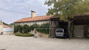 STUNNING, FULLY RENOVATED PROPERTY FOR SALE IN THE CHARENTE