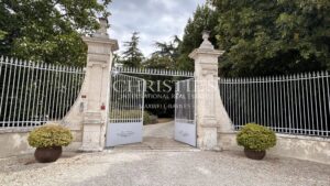 STUNNING, FULLY RENOVATED PROPERTY FOR SALE IN THE CHARENTE