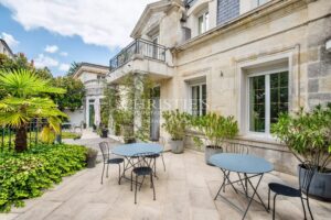 Bordeaux – Elegant Historic Chartreuse within Walking Distance of the Golden Triangle