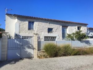 ESPRIT LOFT DANS UN CHAI REHABILITE