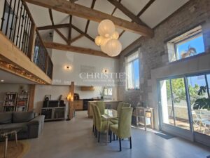 ESPRIT LOFT DANS UN CHAI REHABILITE