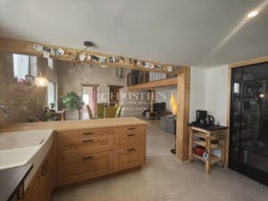 ESPRIT LOFT DANS UN CHAI REHABILITE