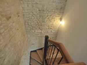 ESPRIT LOFT DANS UN CHAI REHABILITE