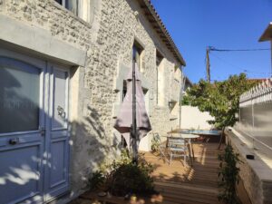 ESPRIT LOFT DANS UN CHAI REHABILITE