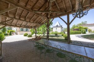 The Peacock Domaine with Three Cottages and Unrivaled Valley Views