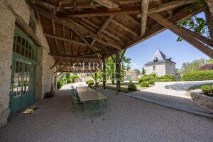 The Peacock Domaine with Three Cottages and Unrivaled Valley Views