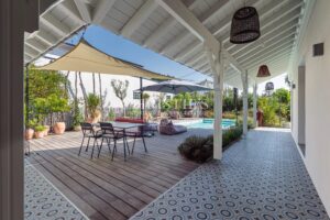 TAUSSAT, Just 150m from the Beach, Charming 4-Bedroom Villa