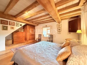 UN LOGIS DU XVIIe SIÈCLE EN PÉRIGORD VERT