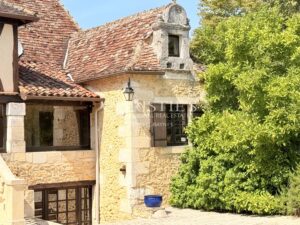 Élégante propriété de caractère en Dordogne, avec maison d’amis, piscine et parc paysager