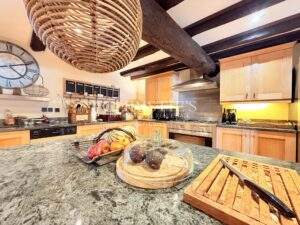 Élégante propriété de caractère en Dordogne, avec maison d’amis, piscine et parc paysager