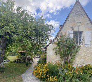 Charming Loire valley cottage in riverside hamlet