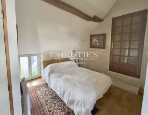Charming Loire valley cottage in riverside hamlet