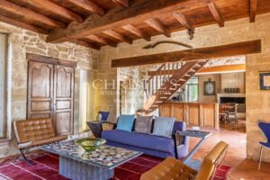 Four-bedroom country home with pool, lake and 1.77 hectares of mature gardens