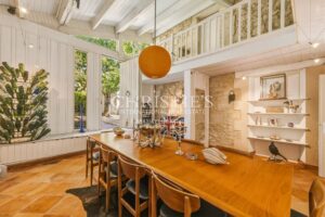 Four-bedroom country home with pool, lake and 1.77 hectares of mature gardens