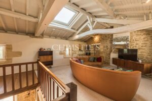 Four-bedroom country home with pool, lake and 1.77 hectares of mature gardens