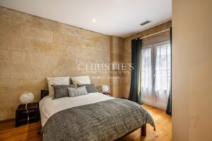 APPARTEMENT D’EXCEPTION AVEC TERRASSE & PARKING – JARDIN PUBLIC