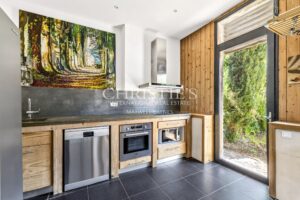 Incredible BARN Conversion & Woodland Cottage with Swimming Pools