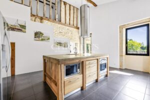 Incredible BARN Conversion & Woodland Cottage with Swimming Pools