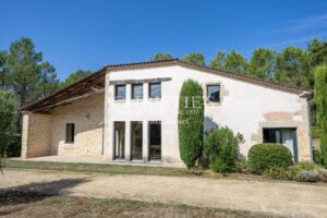 Incredible BARN Conversion & Woodland Cottage with Swimming Pools