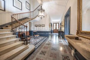 A Country Estate with Ancillary Residences nestled near Historic Medieval Villages