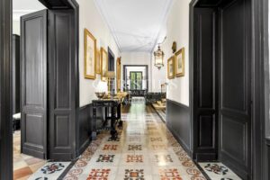 A Country Estate with Ancillary Residences nestled near Historic Medieval Villages