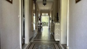 Beautiful character family home in Bouscat