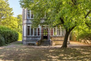 Le Bouscat – Parc Bordelais – Character Family Home with Expansive Garden