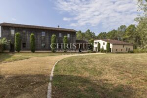 A Country Estate with Ancillary Residences nestled near Historic Medieval Villages