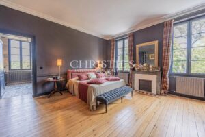 A Country Estate with Ancillary Residences nestled near Historic Medieval Villages