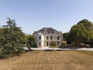 A Country Estate with Ancillary Residences nestled near Historic Medieval Villages