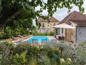 Une demeure de caractère où patrimoine et confort contemporain se rencontrent