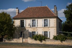 A Characterful Stone Residence Set Within Exceptional Grounds, Near Saint-Émilion