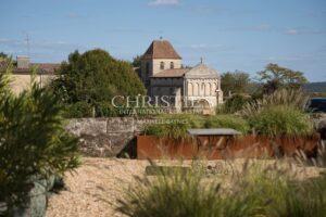 A Characterful Stone Residence Set Within Exceptional Grounds, Near Saint-Émilion
