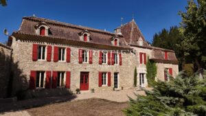 Un château, ses terres et son histoire au cœur du Périgord Pourpre