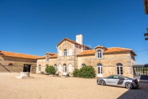 An Exceptional 396 m² Residence, Just Minutes from Surgères
