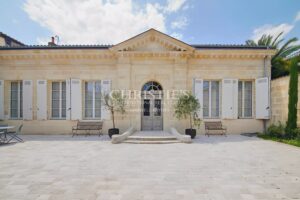 Bordeaux Caudéran Primrose – Historic Chartreuse – Garden – Garages – Independent Outbuildings