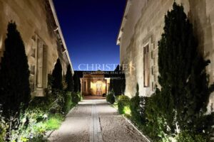 Bordeaux Caudéran Primrose – Historic Chartreuse – Garden – Garages – Independent Outbuildings