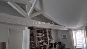 Rare elegance and intimacy, 3-bedroom apartment in the heart of La Rochelle