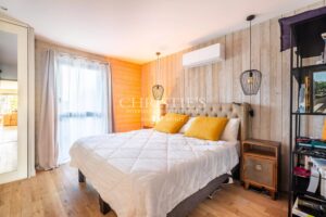 BÈGLES — Contemporary Family Home with Swimming Pool and Independent Studio