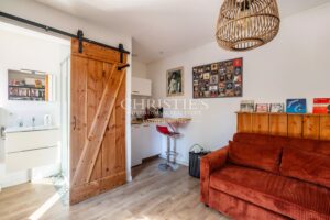 BÈGLES — Contemporary Family Home with Swimming Pool and Independent Studio
